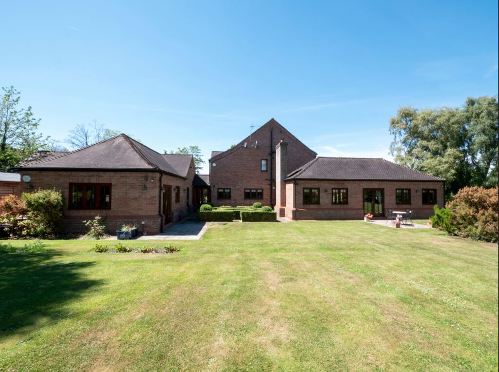 property-earlswood-solihull